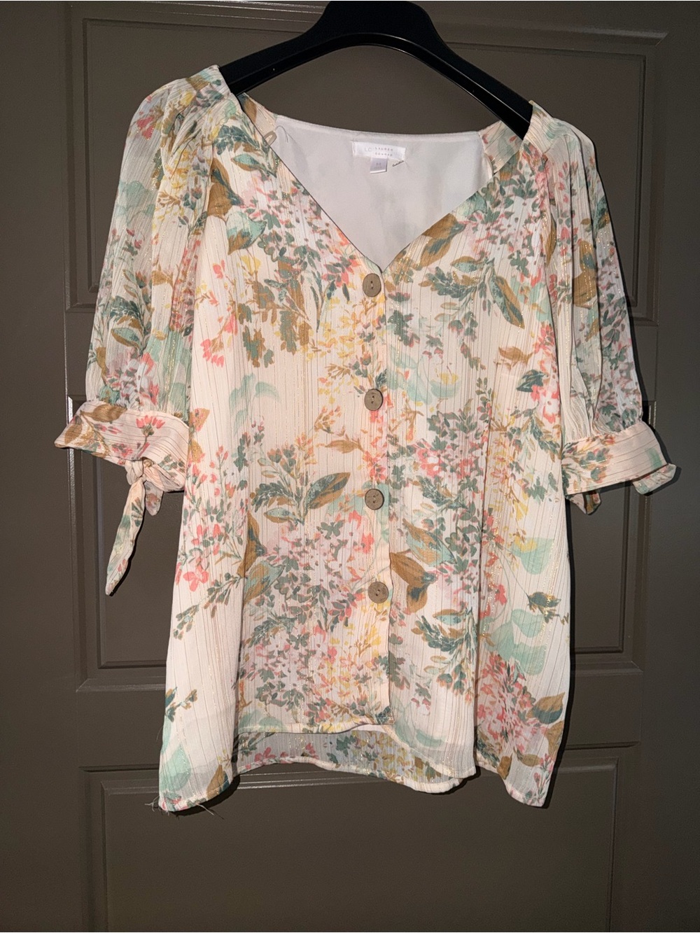 LC Lauren Conrad Cream Floral Tie-Sleeve Button Blouse